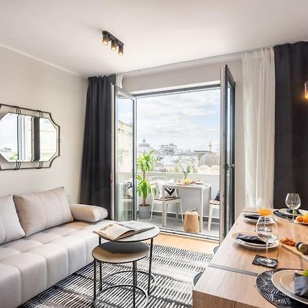 Stunning Views 2Br Midtown Flat - Charming Balcony Apartamento Bucareste Exterior foto